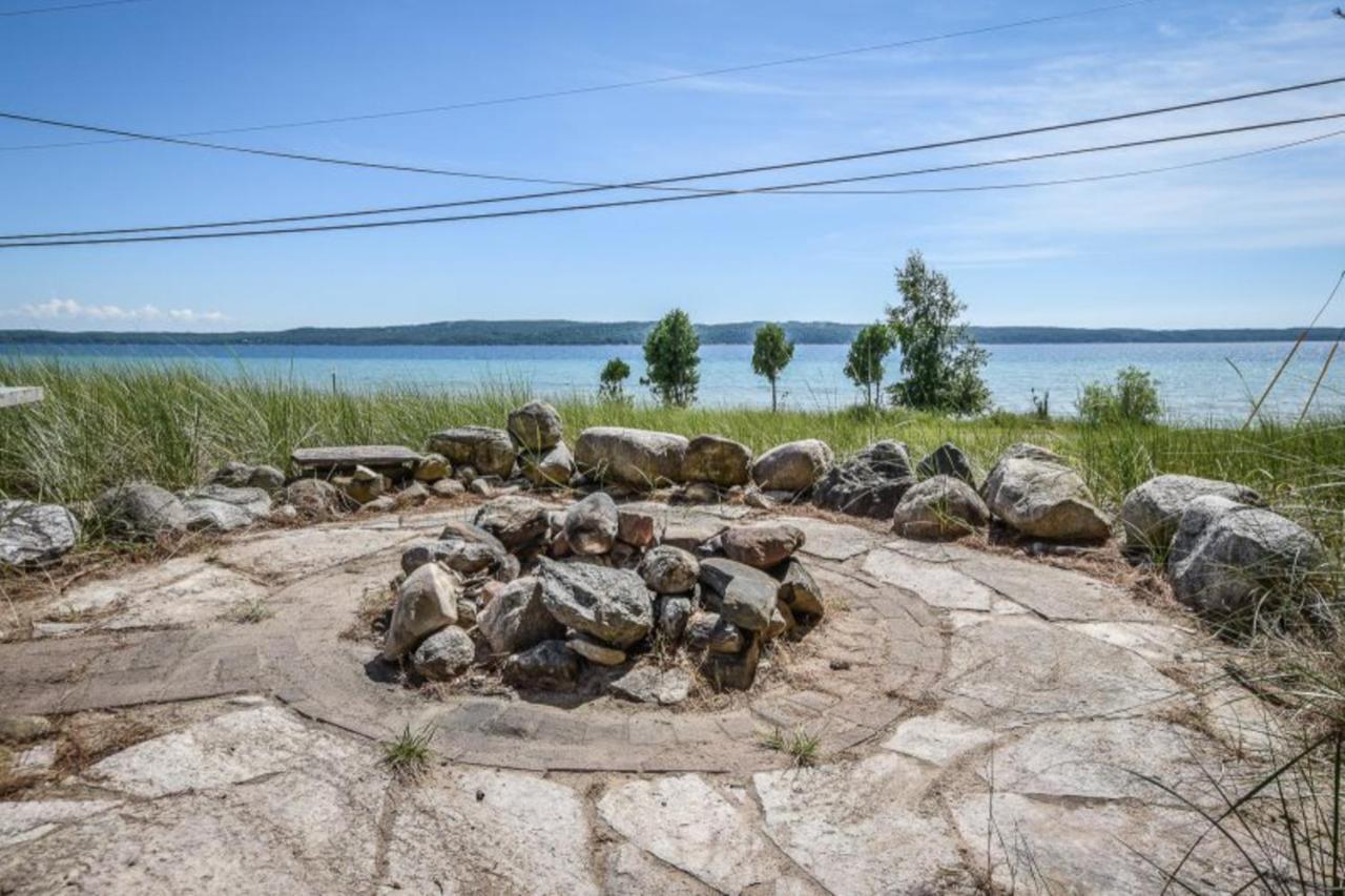 Dune Grass Shores Beulah Экстерьер фото